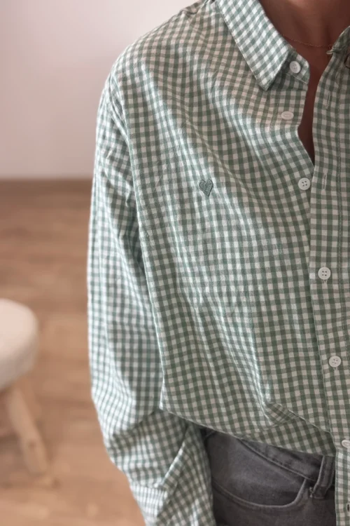 chemise-vichy-femme-Verte-fluide- Chemise Vichy Femme Verte en coton – Cœur Brodé