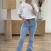 Jeans flare femme – coupe galbante, bleu clair, taille moyenne !
