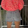 Short Strass – Bleu clair, taille moyenne, effet déchiré tendance