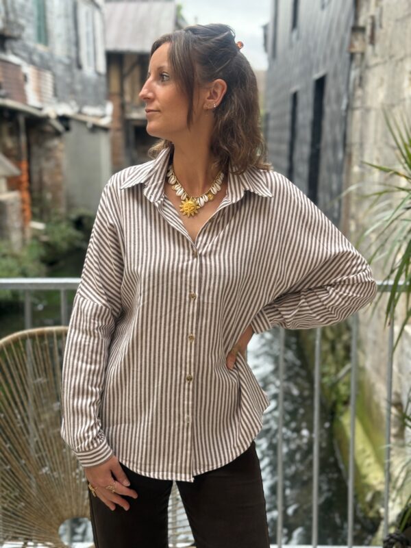 Chemise à rayures femme – Coupe oversize taupe et blanc