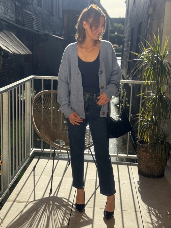 Gilet large femme bleu – Col V et coupe confortable