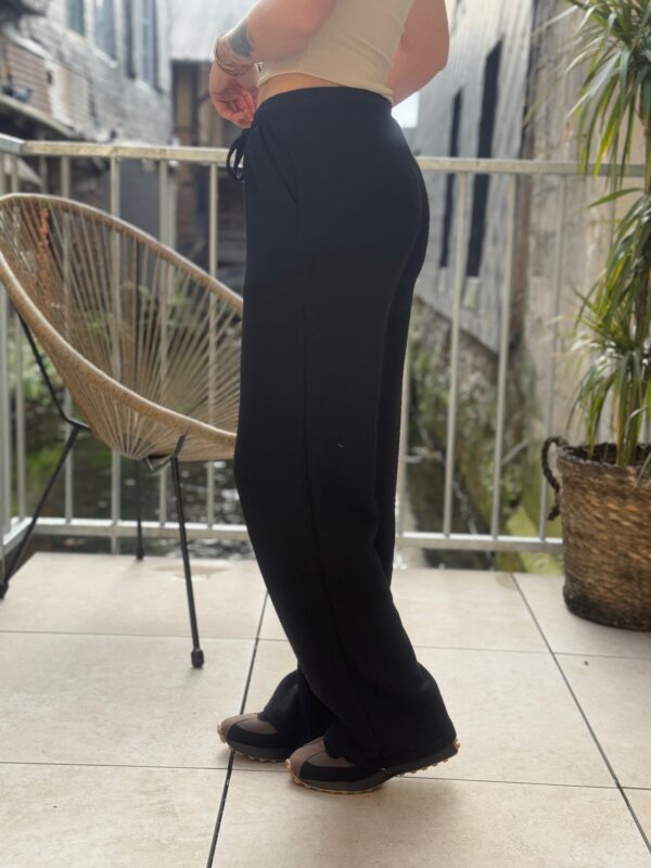 Pantalon nid d’abeille femme – Noir confortable et tendance