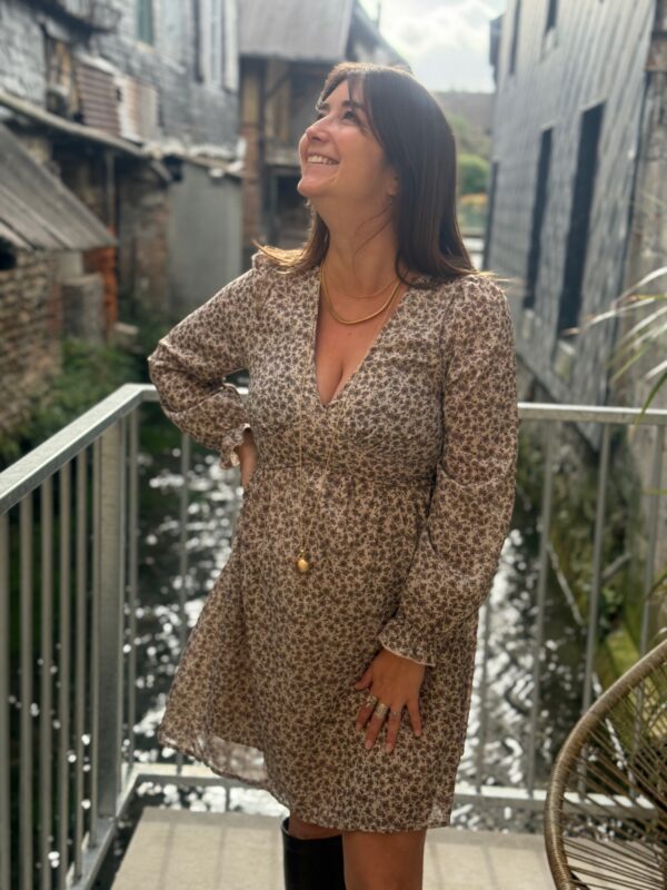 Robe courte liberty taupe et chocolat – Col V chic | Dream by C