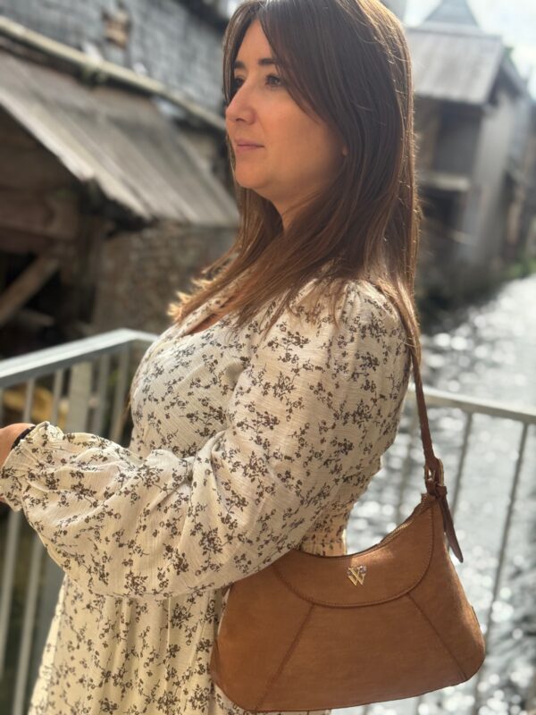 Robe liberty femme chic — Blanche & taupe, col V