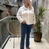 Chemise blanche grande taille – coton et broderies élégantes !