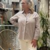 Chemise grande taille femme – Rayée taupe élégante