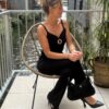 Débardeur chic femme – Col V et boucle dorée | Dream by C