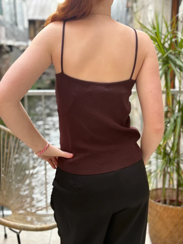 Débardeur chocolat femme chic à boucle dorée