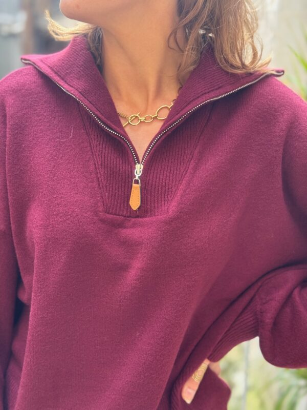Pull bordeaux femme – Col camionneur zippé manches bouffantes