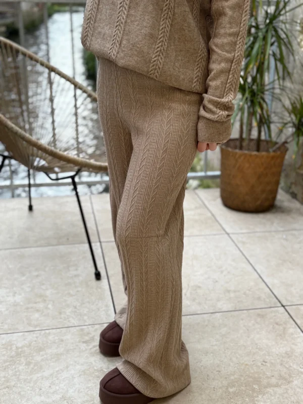 Pantalon en maille femme taupe chic et confortable - Dream By C