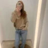 Pull doux femme col V – Confort, chaleur et élégance colorée