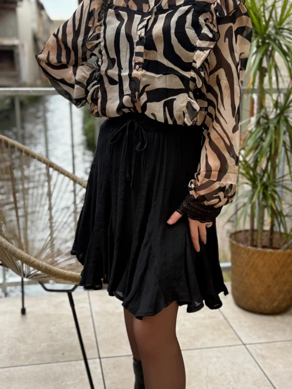 Jupe patineuse noire chic et fluide pour femme - Dream By C