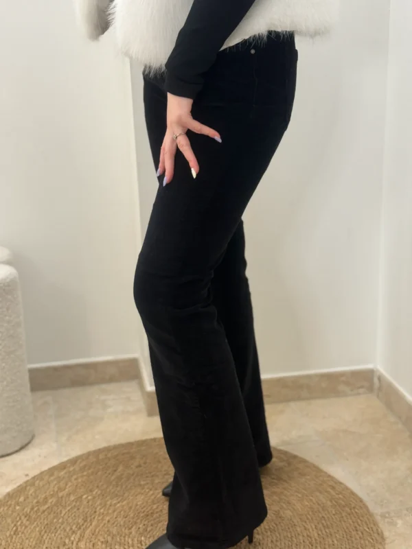 pantalon-velours-femme-bootcut- Pantalon Velours Femme Bootcut chic et confortable - Dream By C
