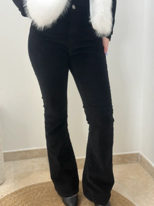 pantalon-velours-femme-bootcut Pantalon Velours Femme Bootcut chic et confortable - Dream By C