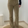 -pantalon-velours-femme-bootcut Pantalon Velours Femme Bootcut chic et confortable - Dream By C