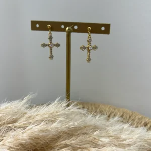 Boucles d’oreilles croix strass – Élégantes & lumineuses