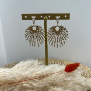 Boucles d’oreilles pendantes strass éventail doré - Dream By C