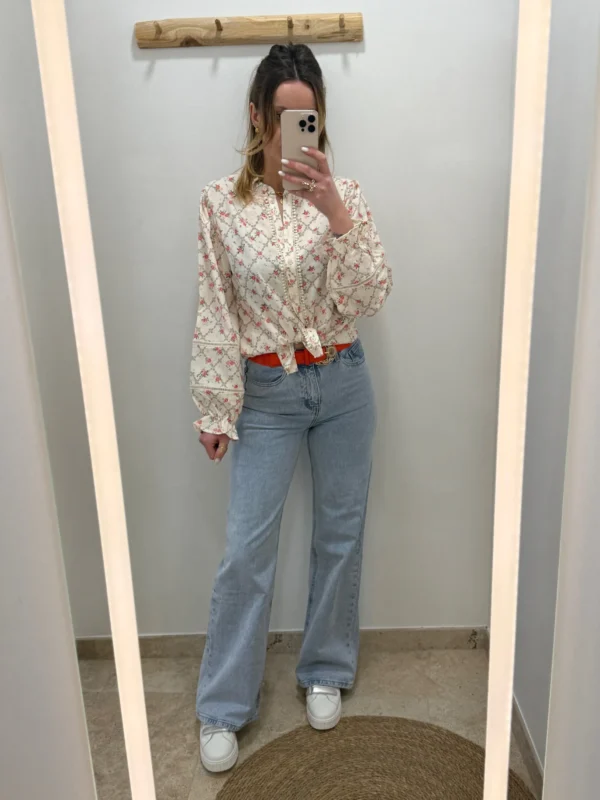 Chemisier femme fleuri écru avec dentelle | Dream By C