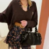 Robe courte fleurie noire manches bouffantes