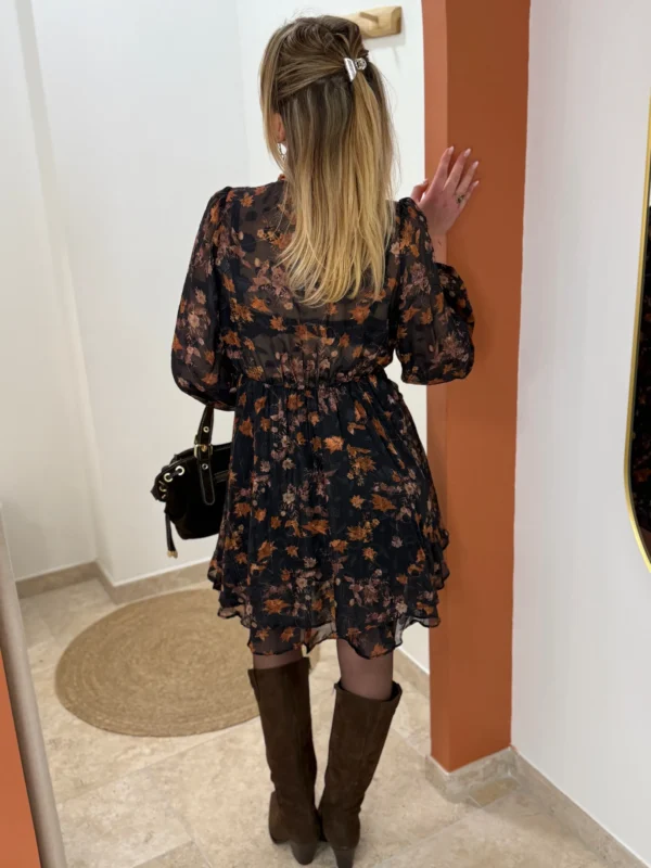 Robe courte fleurie noire manches bouffantes
