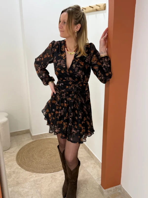 Robe courte fleurie noire manches bouffantes