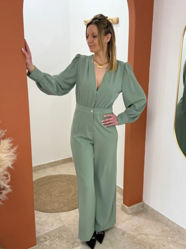 Combinaison vert sauge femme élégante pantalon fluide
