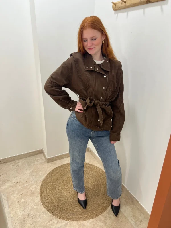Veste jean femme ceinturée tendance