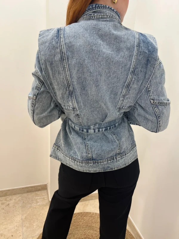 Veste jean femme ceinturée tendance