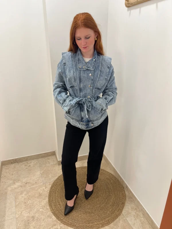 Veste jean femme ceinturée tendance