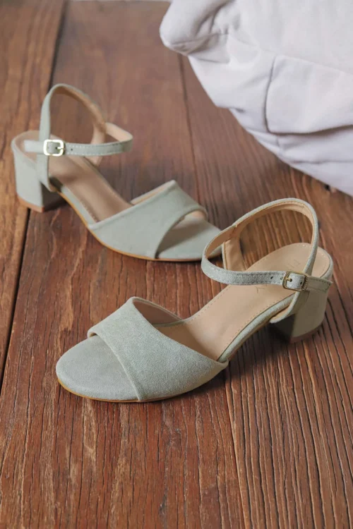 sandales-talon-carre-femme Sandales talon carré femme suédine chic - Dream By C