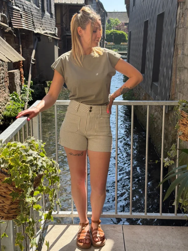 Short rayé femme coton écru kaki – Chic & Élégant | Dream By C