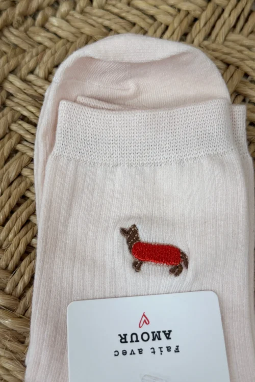 Chaussettes teckel femme brodé rose pâle côtelées | Dream By C