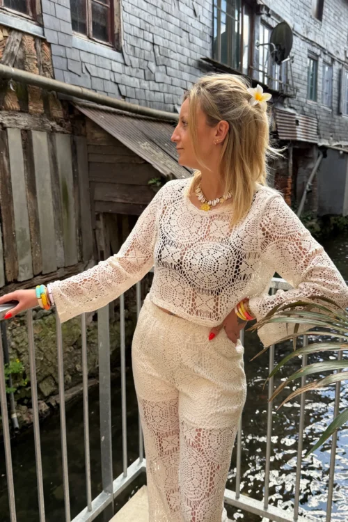 -haut-cropped-crochet-femme-ecru Haut cropped crochet femme écru, manches longues | Dream By C