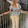 Haut smoké femme viscose bleu ciel motifs feuilles | Dream By C