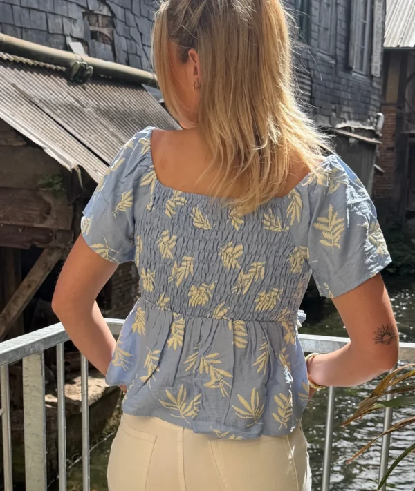 Haut smoké femme viscose bleu ciel motifs feuilles | Dream By C