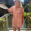 Robe courte cache cœur grande taille fleurie écru | Dream By C