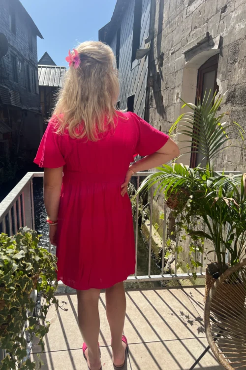 Robe fuchsia grande taille courte col V doublée | Dream By C