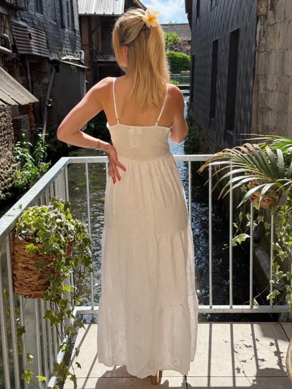 Robe longue blanche brodée femme, cache-cœur | Dream By C