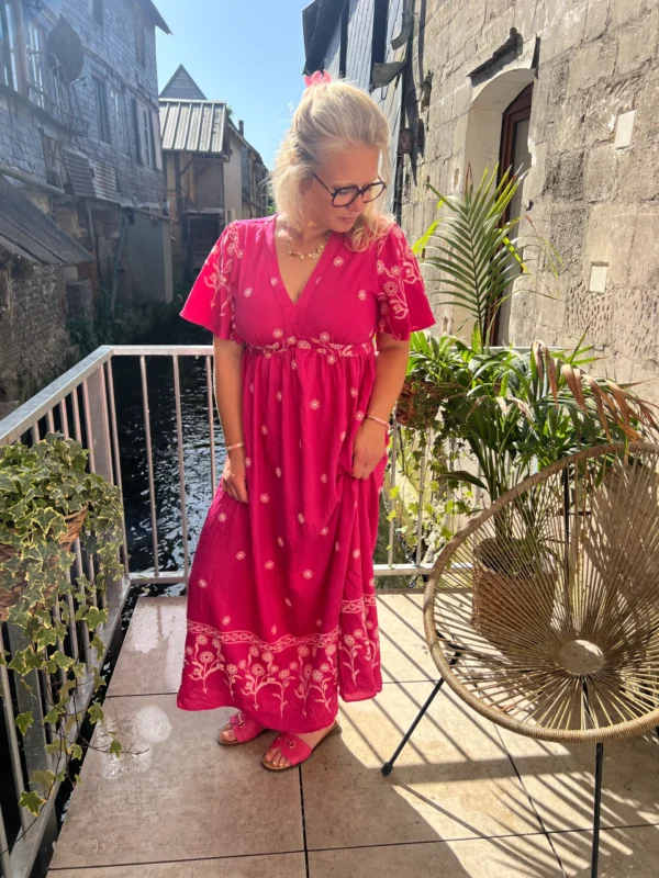Robe longue brodée femme grande taille fuchsia | Dream By C
