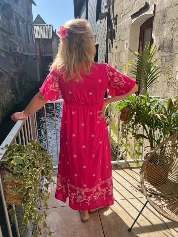 Robe longue brodée femme grande taille fuchsia | Dream By C