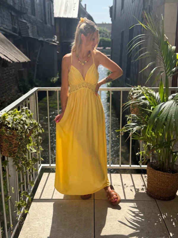 Robe longue dos nu brodée jaune, bretelles laçage | Dream By C