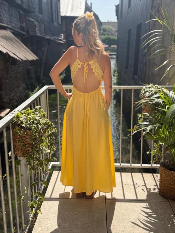 Robe longue dos nu brodée jaune, bretelles laçage | Dream By C
