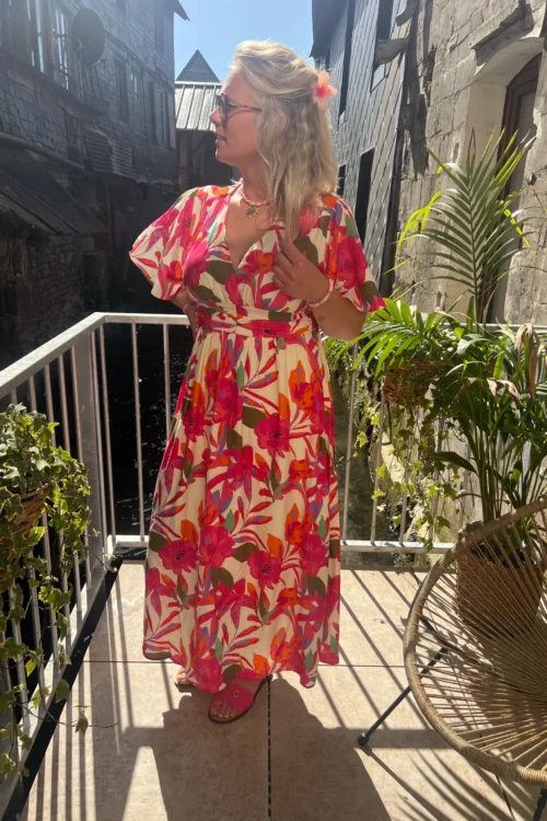 robe-longue-tropicale-grande-taille-col-v-elastique Robe longue tropicale grande taille, col V élastique | Dream By C
