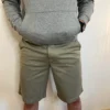 Short chino kaki homme, zip revers poches genou | Dream By C