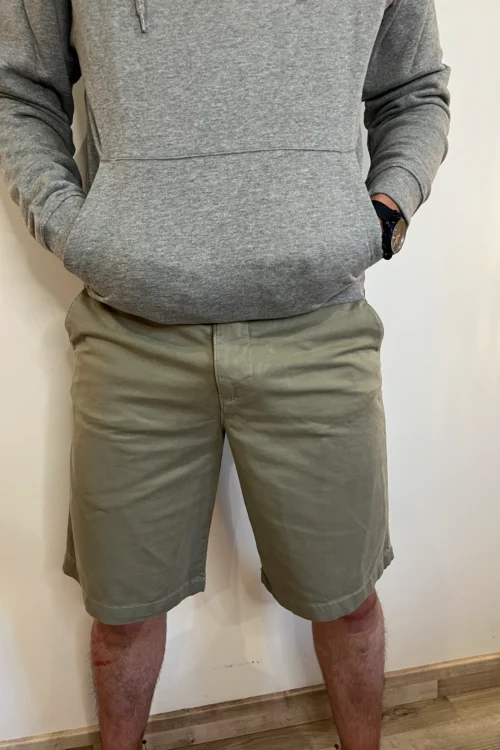 Short chino kaki homme, zip revers poches genou | Dream By C