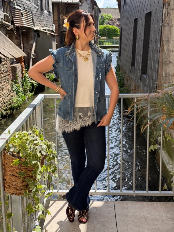 Veste en jean sans manche à volants - Dream By C