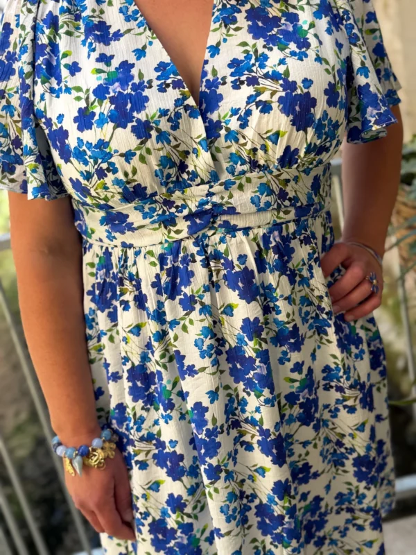 Robe fleurie grande taille col V courte | Dream By C