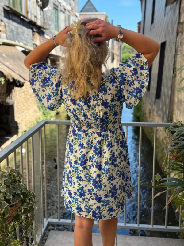Robe fleurie grande taille col V courte | Dream By C