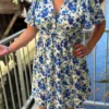 Robe fleurie grande taille col V courte | Dream By C