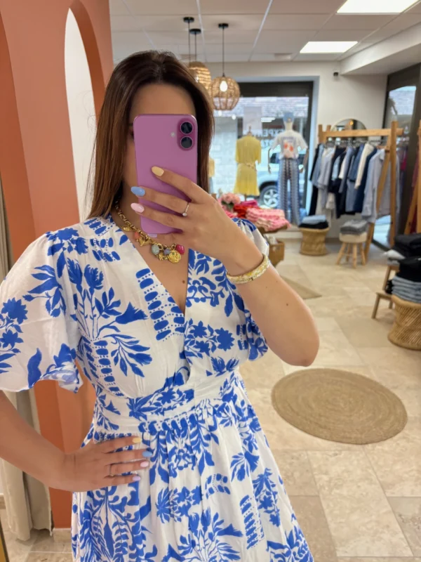 robe-longue-blanche-fleurie-bleue-grande-taille-bandeau Robe longue blanche fleurie grande taille bleue | Dream By C